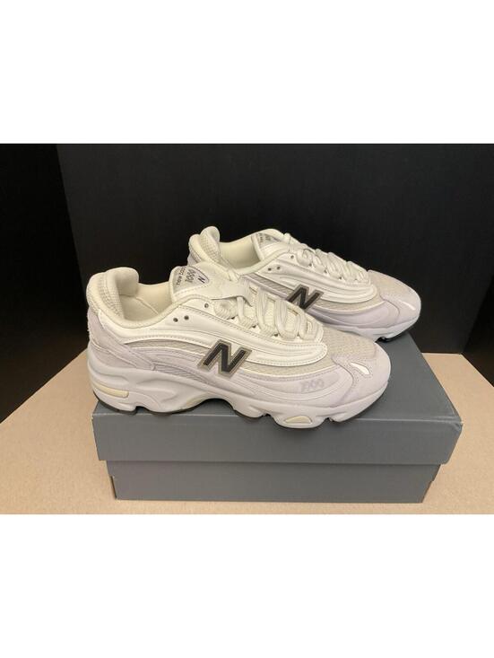 New Balance Shoes - New! Womens New Balance 1000 Grey/Black Athletic Casual Shoes. Size 8.5. Awesome